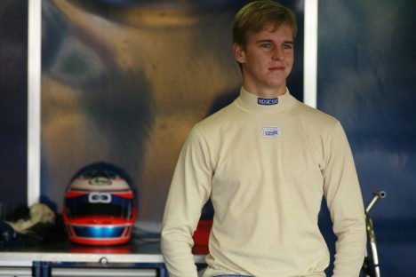 Christian Bakkerud skifter nu Formel 3 raceren ud med en Grand Prix 2 racer i klassen lige under Formel 1.
